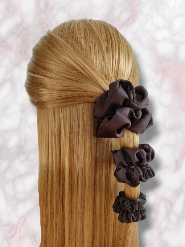 Scrunchie wiskoza satynowa | Brązowy - obrazek 2