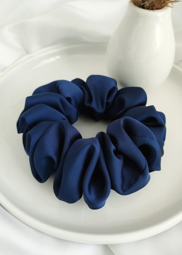Scrunchie satynowa | Granatowy - obrazek 2