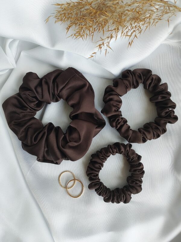 Scrunchie wiskoza satynowa | Brązowy