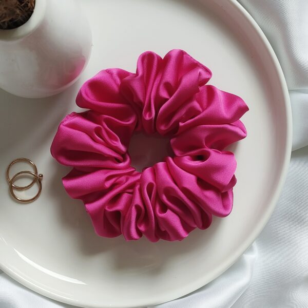 Gumka do włosów scrunchie satynowa duża | różowy, amarant