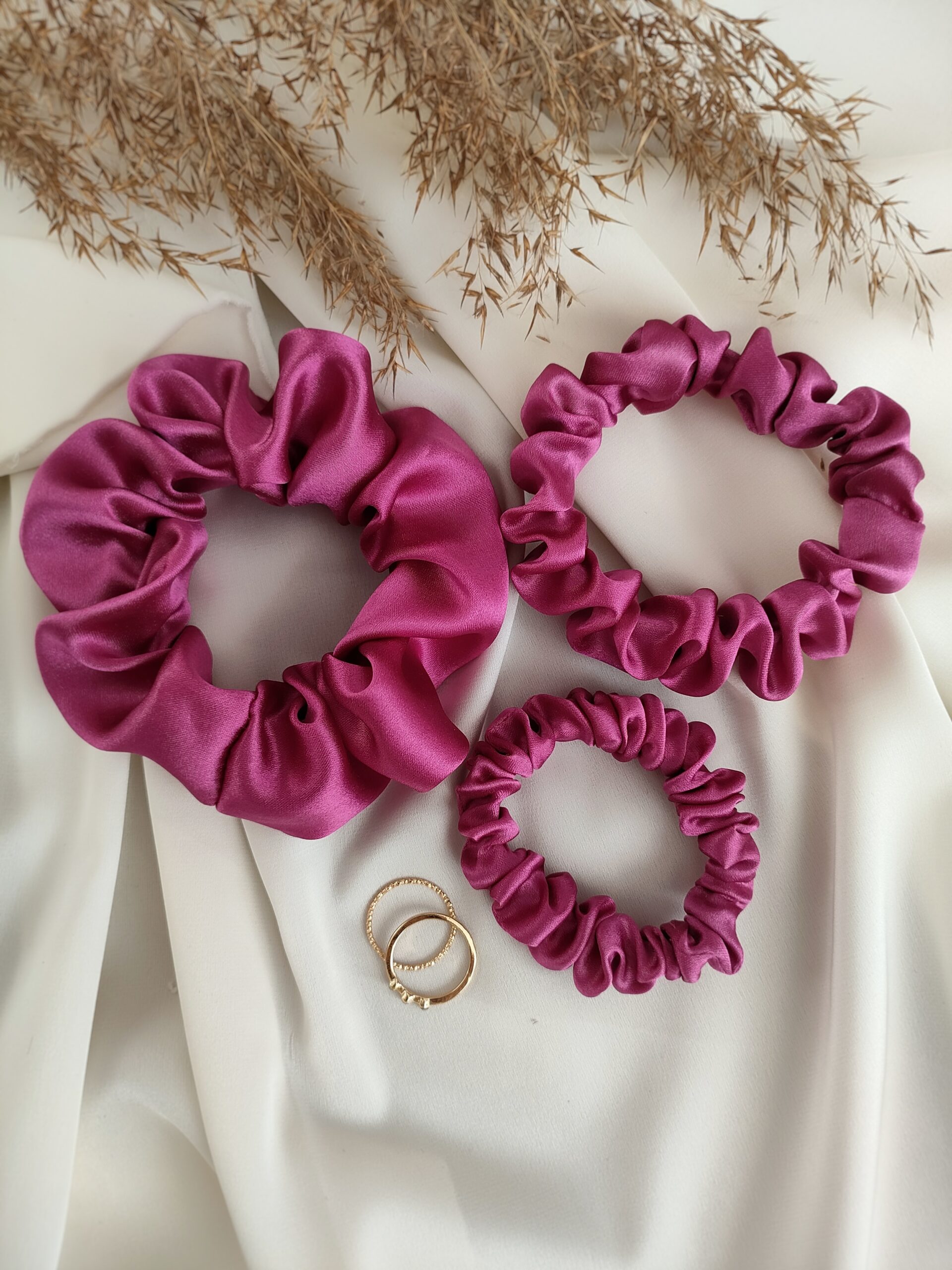 Scrunchie jedwabna fuksja handmade