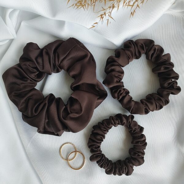 Scrunchie wiskoza satynowa brązowa handmade